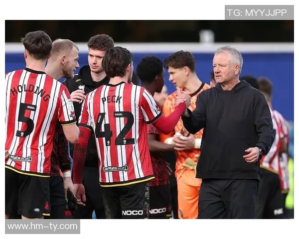 情绪失控的足球明星背后的心理挣扎与职业生涯的挑战