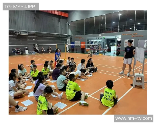 羽毛球的力量与坚持:深入了解重庆羽毛球队的耐力训练与精神 羽毛球的力量与坚持:深入了解重庆羽毛球队的耐力训练与精神